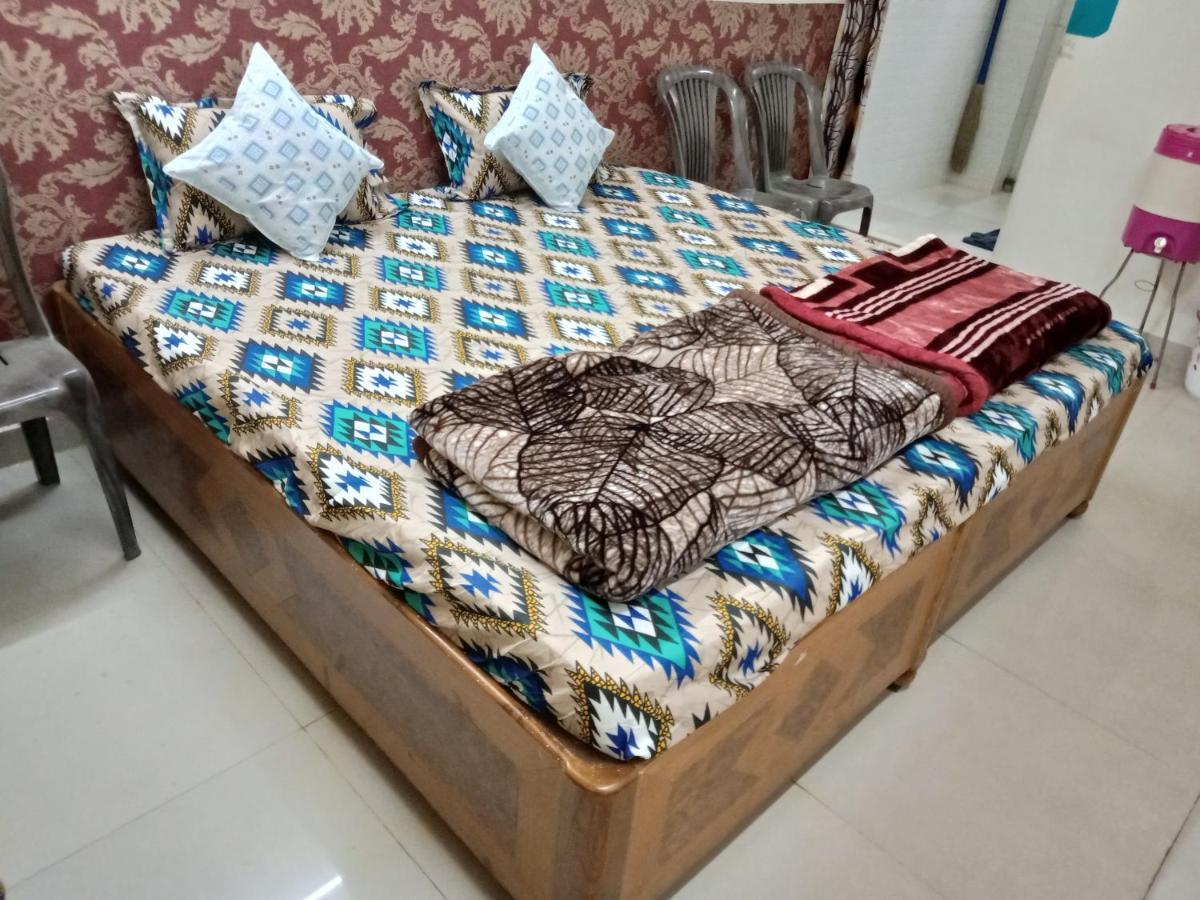 Saar Homestay Ujjain Eksteriør billede
